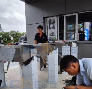 三輥閘施工工地道閘機安全通道智能管理系統